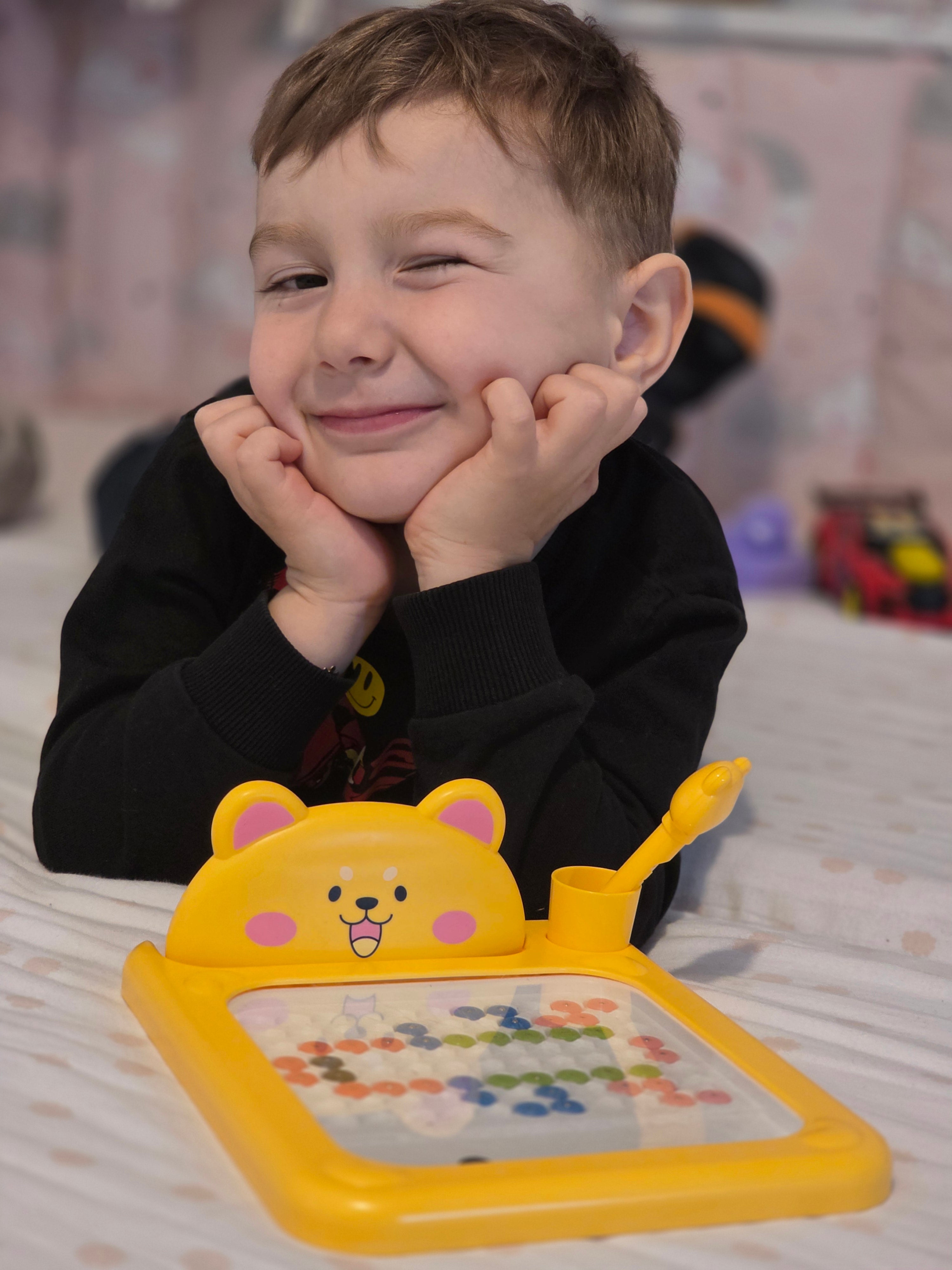 Tablă magnetică  - Joc interactiv cu stilou magnetic